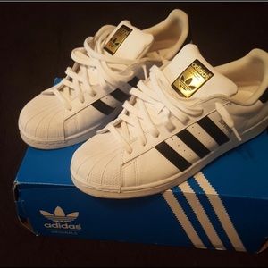 Men’s adidas superstar